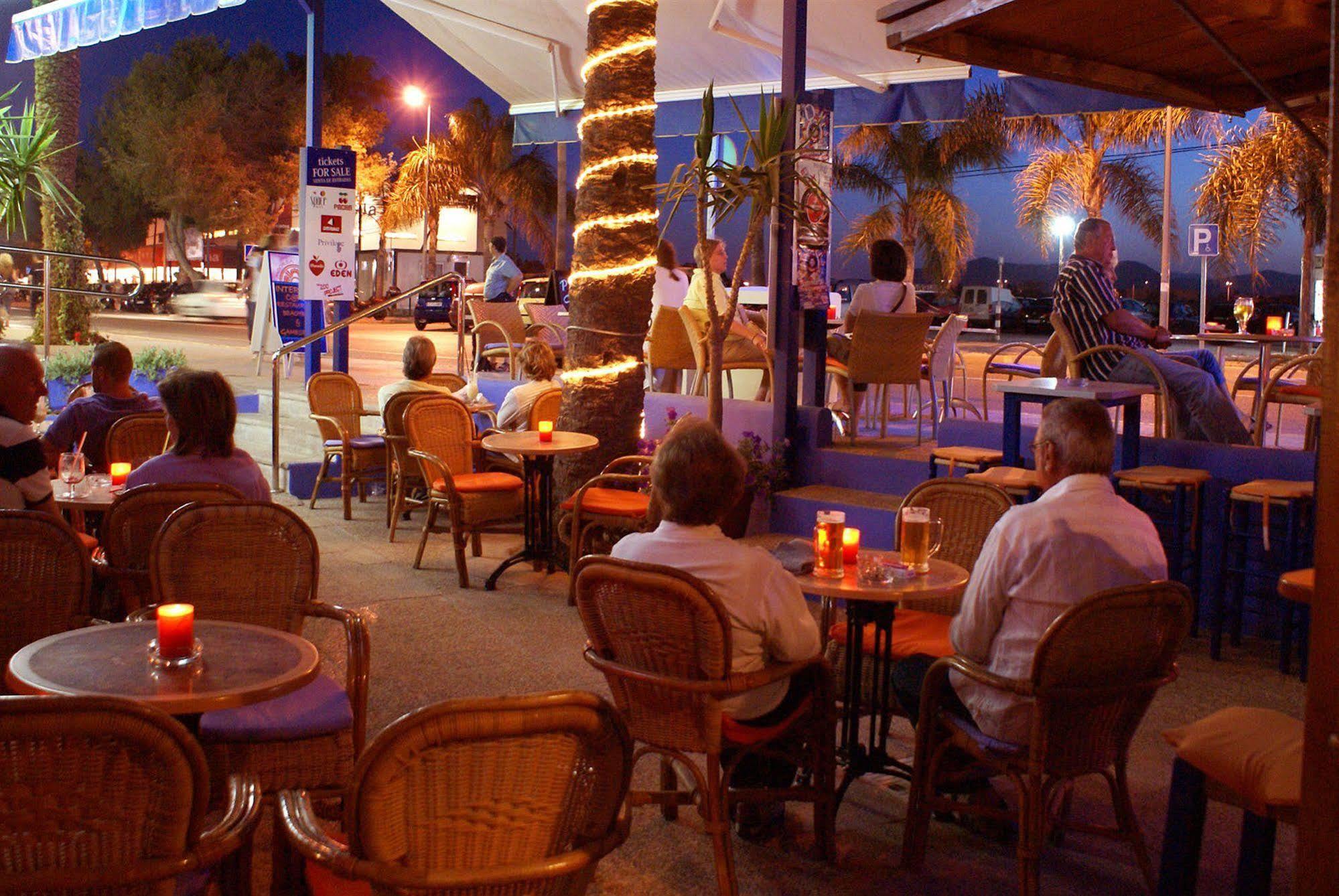 Apartamentos Bora Bora - Adults Only Playa d'en Bossa Luaran gambar