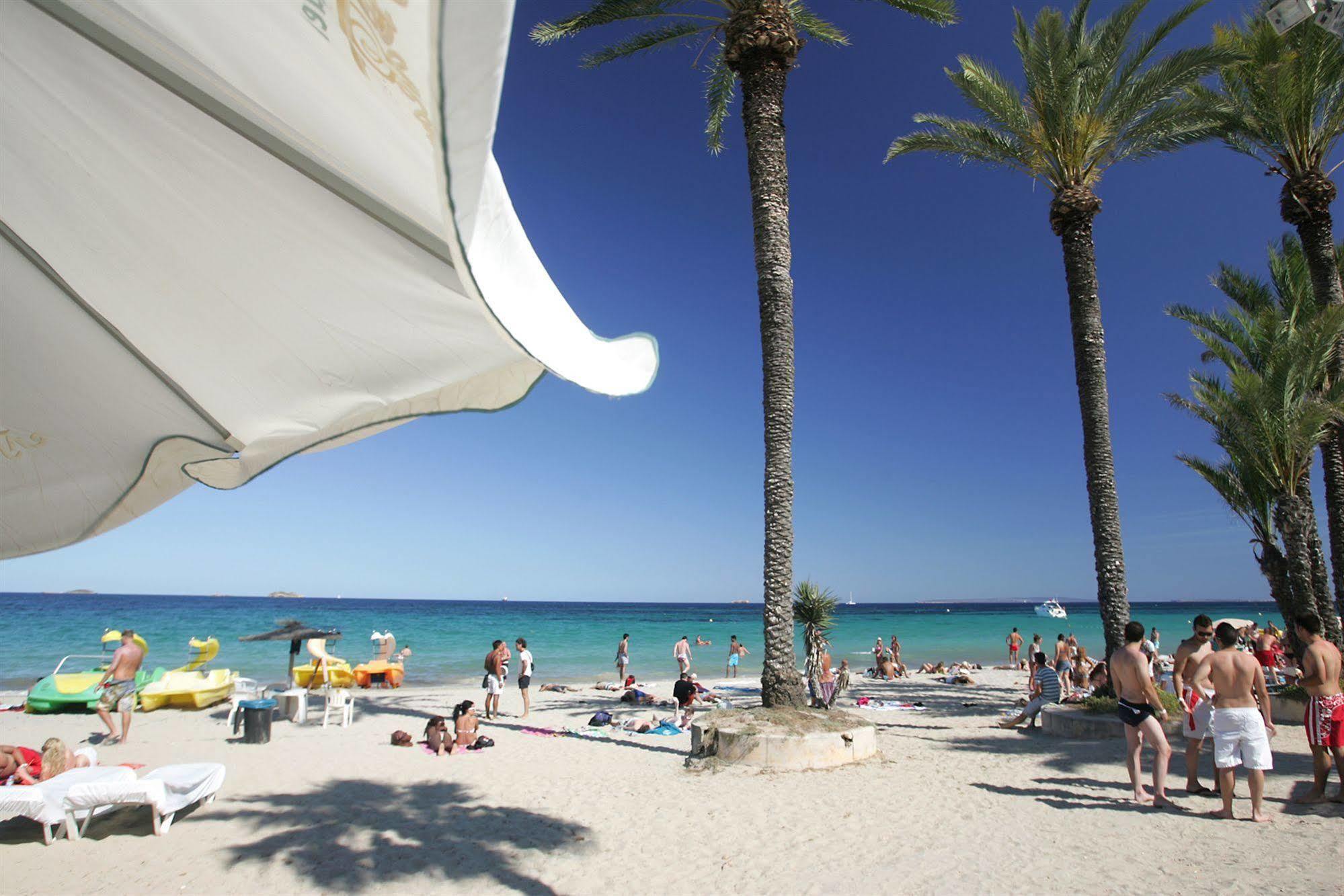 Apartamentos Bora Bora - Adults Only Playa d'en Bossa Luaran gambar